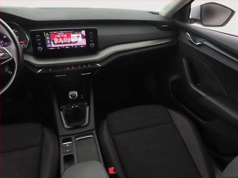 Škoda Octavia (2022) Ambition 2.0 TDI, ČR,1.maj - fotka 8 z 15