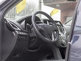 Hyundai Santa Fe (2013) ČR 11/13 2.2D 145KW – VÝBAVA - náhled 15