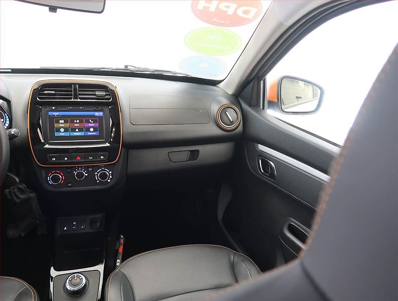 Dacia Spring (2022) Electric 45 (27 kWh), SoH 91% - fotka 8 z 22