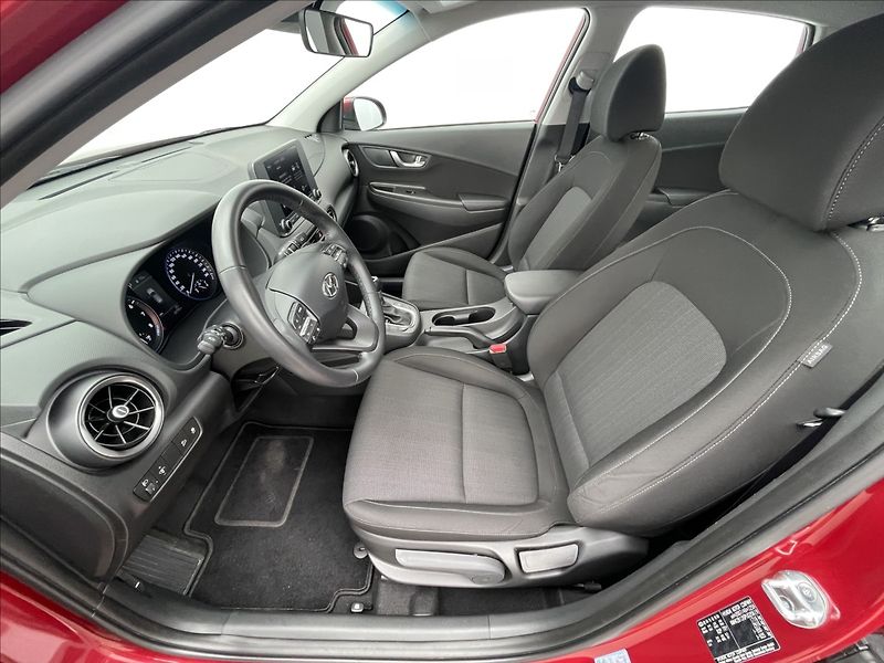 Hyundai Kona 1,0 T-GDI DCT Comfort PDC+AC - fotka 4 z 23