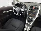 Toyota Auris (2011) 1.6 Valvematic, Tempomat - náhled 7