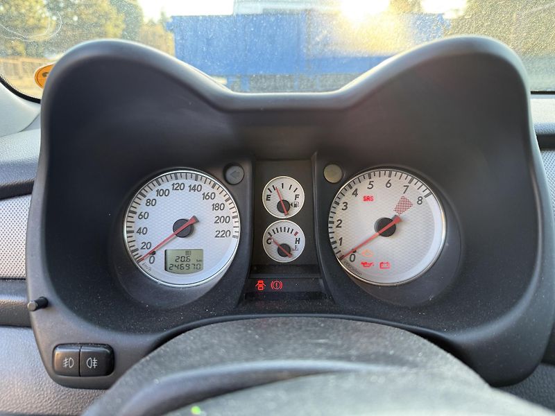 Mitsubishi Outlander (2008) 2.0i 100kw LPG (2008) - fotka 10 z 11