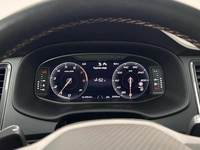 Cupra Ateca 4Drive DSG - fotka 11 z 29