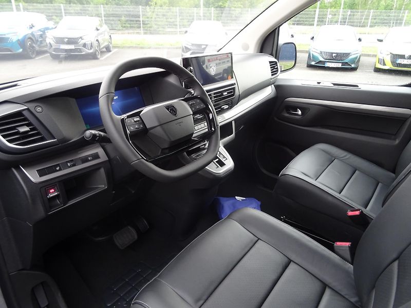 Peugeot Traveller (2026) Allure L3 2.2 BHDi 180k EAT8 - fotka 18 z 44