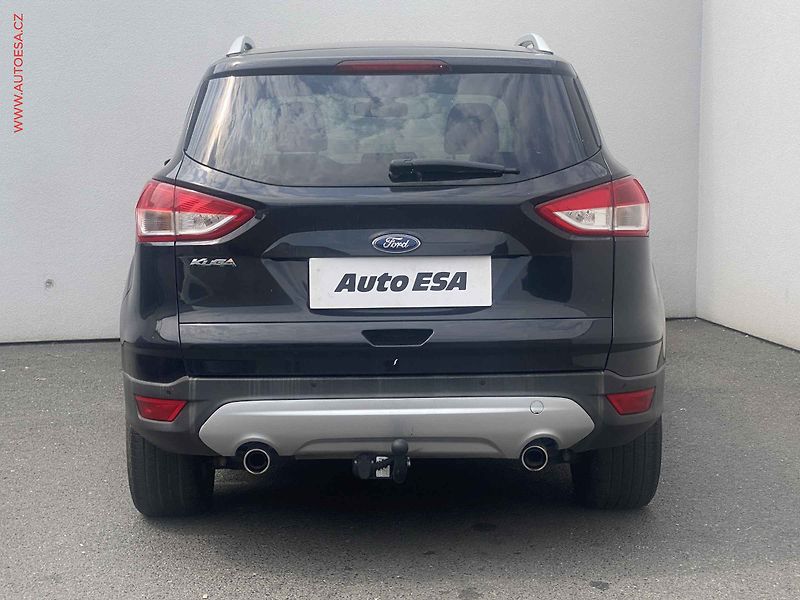 Ford Kuga (2015) 2.0 TDCi, Titanium, navi, TZ - fotka 5 z 16