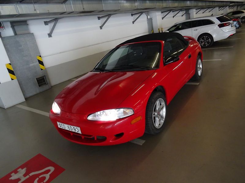 Mitsubishi Eclipse (1996) 2,4 SPYDER - fotka 1 z 32