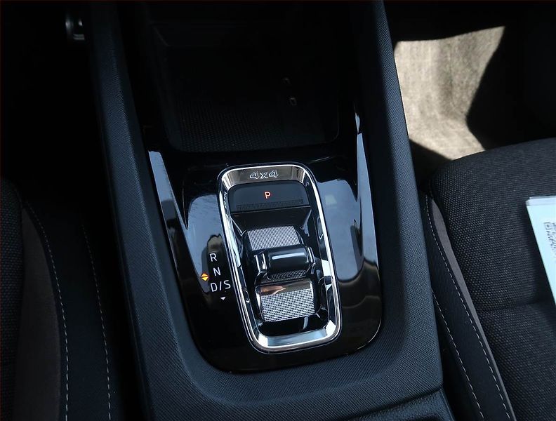 Škoda Octavia (2022) Scout 2.0 TDI, Scout,4X4,110KW - fotka 13 z 26