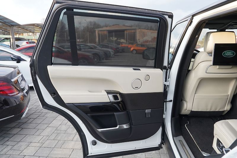 Land Rover Range Rover 4.4 SDV8 LWB  Autobiography - fotka 19 z 53