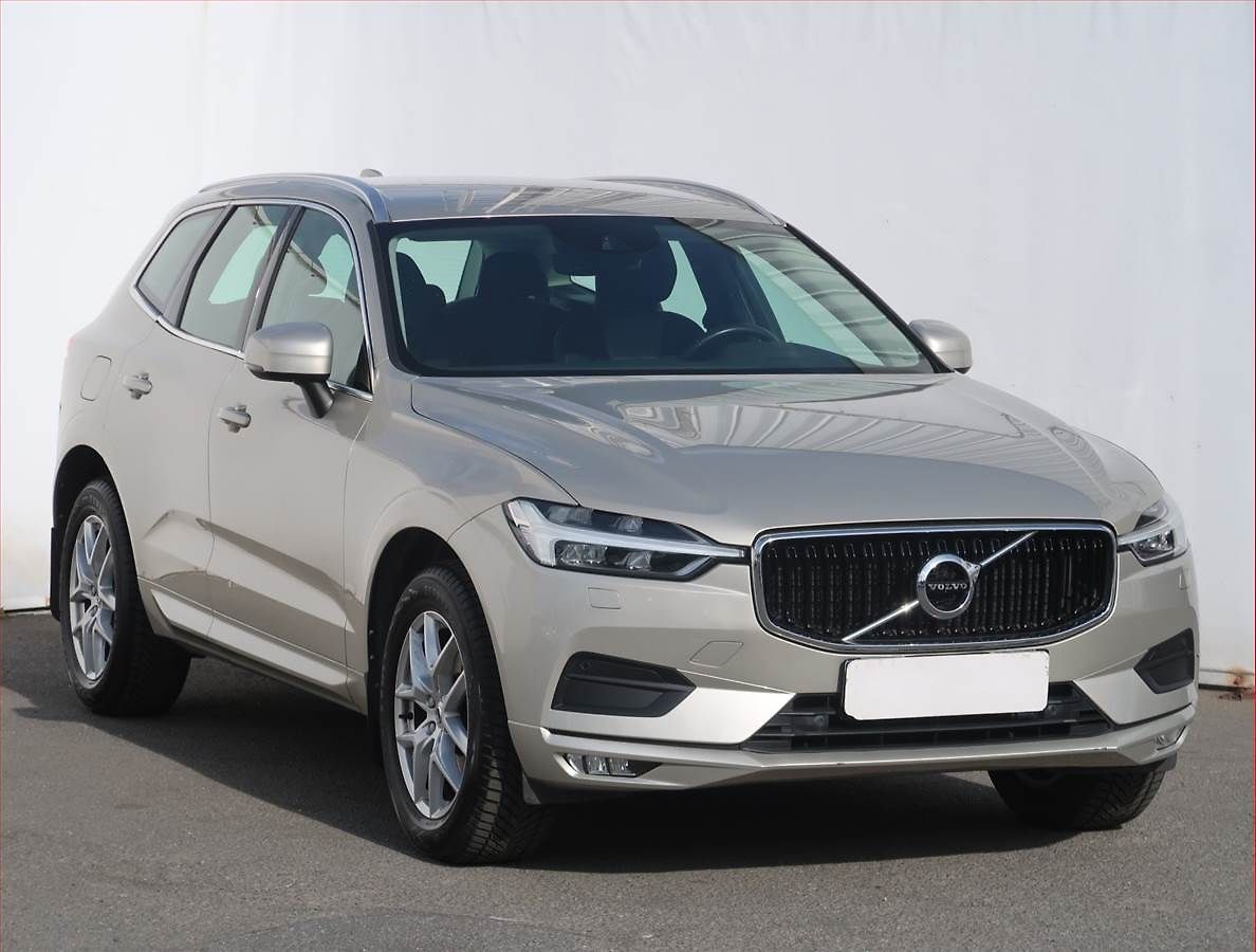 Volvo XC60 Momentum D4 AWD, 4X4,Automat
