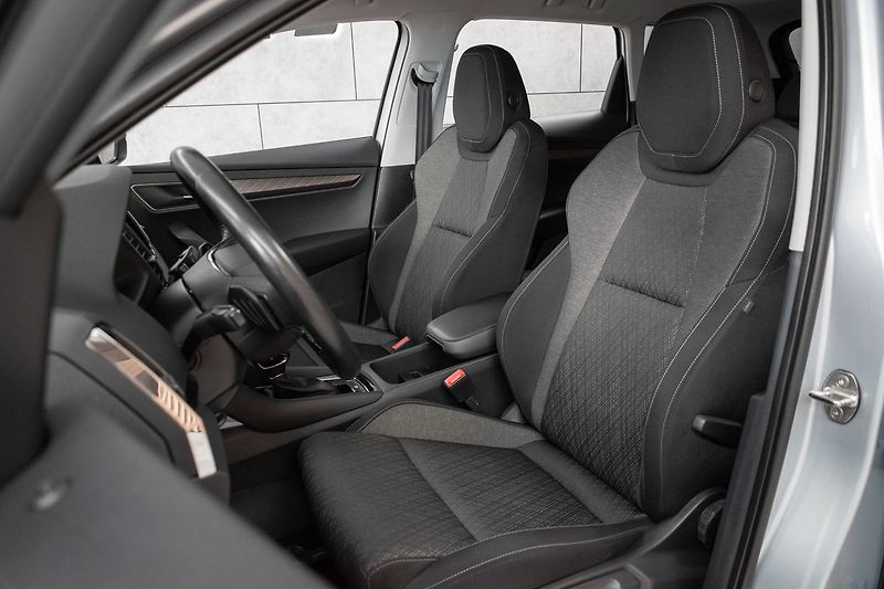 Škoda Karoq 2.0 TDI 4x4*TAŽNÉ*STYLE*ČR 1.M - fotka 11 z 41