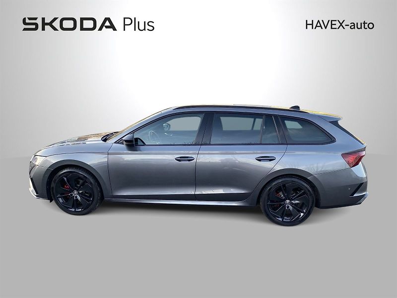 Škoda Octavia (2022) Combi 2.0 TDI 4x4 DSG RS - fotka 3 z 35