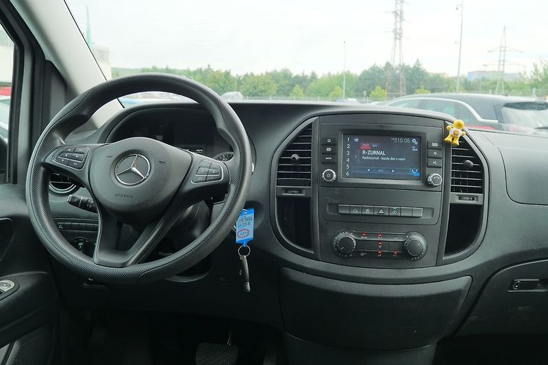 Mercedes-Benz Vito - fotka 6 z 6