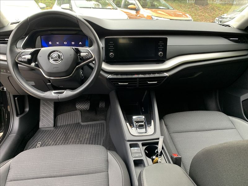 Škoda Octavia 1,5 TSI DSG 1.MAJ.,ČR,SERVISKA - fotka 12 z 21