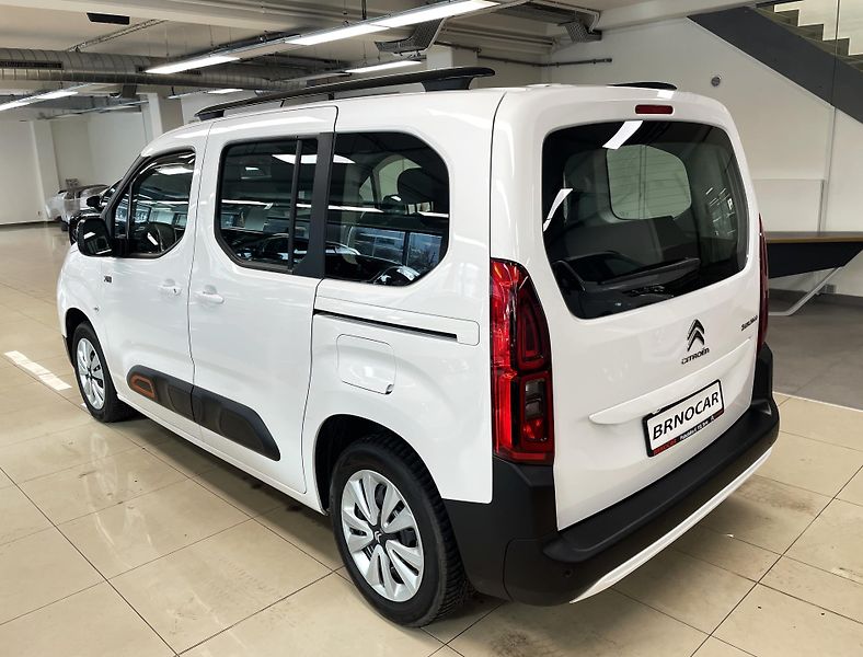 Citroën Berlingo 1.5 BlueHDi 130 S&S EAT8 - fotka 4 z 27