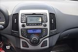 Hyundai i30 1,6 CRDi 66KW COMFORT+ 2XKOLA - náhled 35
