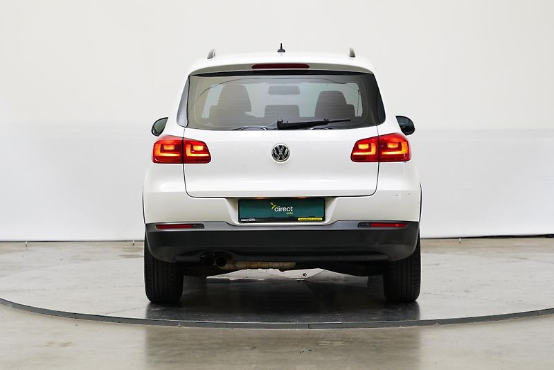Volkswagen Tiguan - fotka 6 z 24