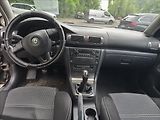 Škoda Superb 2,0 TDi - náhled 7
