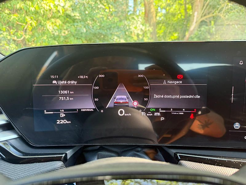 Audi A5 (2025) S-Line 2.0 TDI / 150 kW - fotka 12 z 31