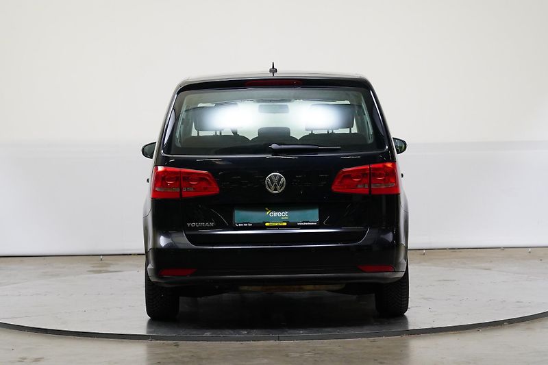 Volkswagen Touran - fotka 6 z 19