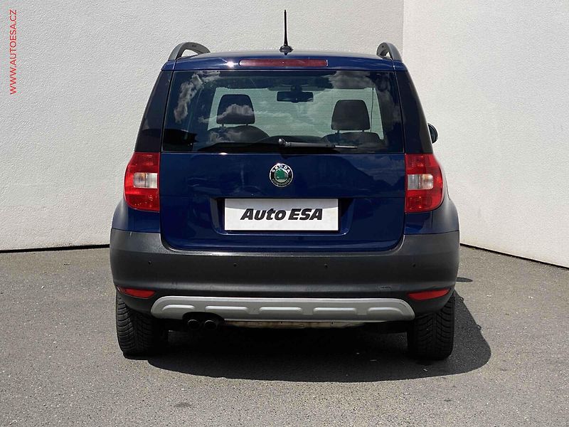 Škoda Yeti (2012) 2.0 TDi, Ambition, STK6/28 - fotka 5 z 17