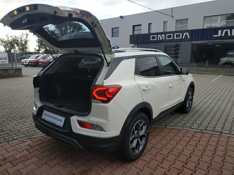 KGM Korando 1.5T, SMART,4WD, MT, SKLADEM - fotka 8 z 36