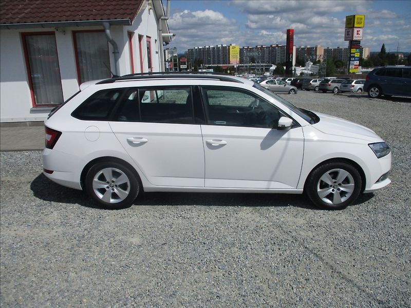 Škoda Fabia 1,0 TSI, klima,servis,DPH,CZ, - fotka 5 z 30