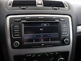 Škoda Octavia (2010) 1.6 TDI, Xenony, Tempomat - náhled 11