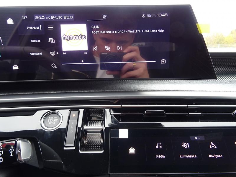 Peugeot 5008 (2024) e-GT 157 kW/210k (Bat. 73kWh) - fotka 24 z 60