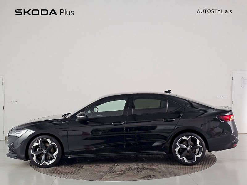 Škoda Superb (2025) 1.5TSI 110kW DSG SPORTLINE TAŽ - fotka 3 z 33