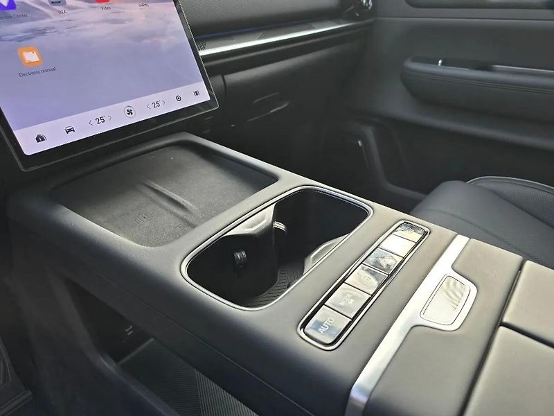 Jaecoo 7 (2025) SHS/PHEV EXCLUSIVE 1.5TGDI - fotka 12 z 17