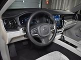 Volvo XC60 2,0 B5 AWD CORE BLIS,Bezklíč - náhled 13