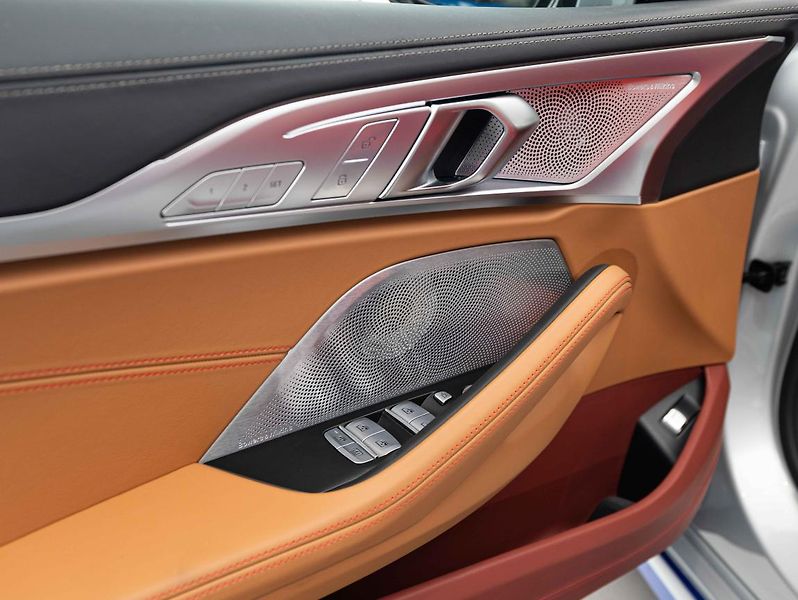 BMW Řada 8 M850i xDrive Gran Coupé - fotka 22 z 29
