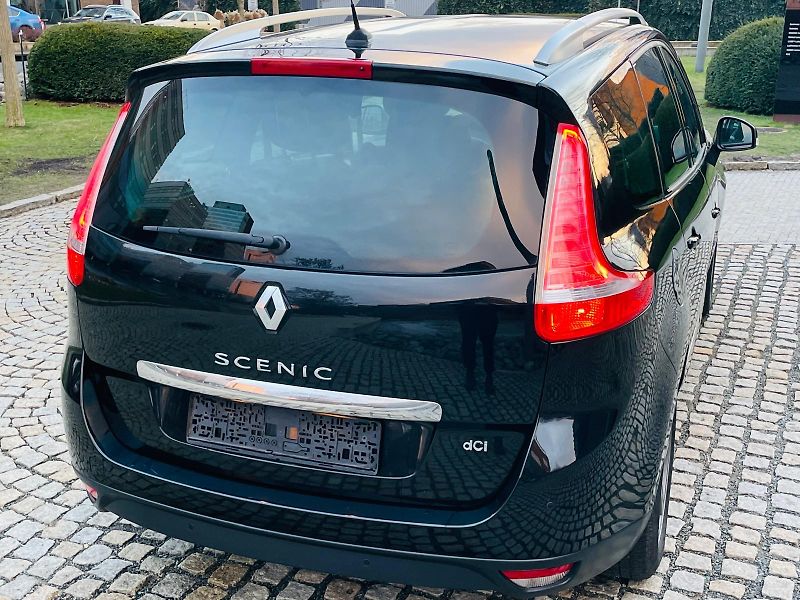 Renault Grand Scénic 1.6dCi MANUÁL KAMERA SERVISKA - fotka 12 z 44