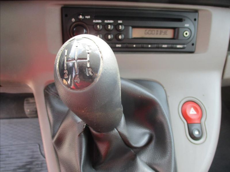 Renault Kangoo 1,5 DCi, klimatizace, - fotka 20 z 24