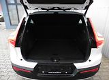 Volvo XC40 2,0 D3 Momentum PRO AWD A/T - náhled 8