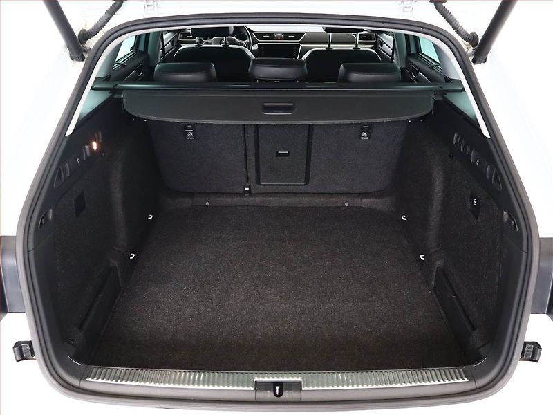 Škoda Superb (2018) 2.0 TDI, 4X4, Automat - fotka 12 z 21
