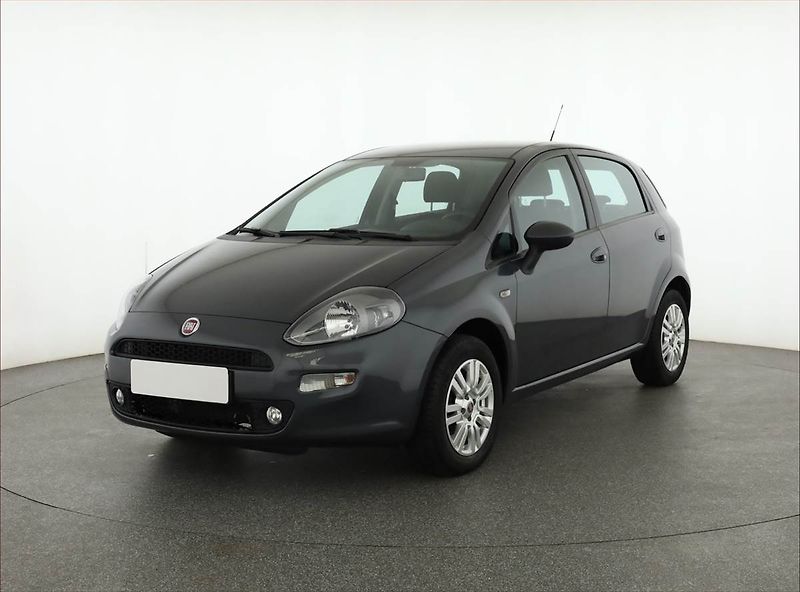 Fiat Punto (2015) 1.4 - fotka 2 z 15