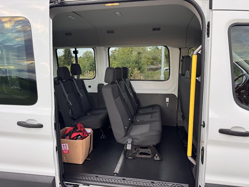 Ford Transit 2.0TDCI 96Kw L3-8.Míst-Rampa - fotka 20 z 25