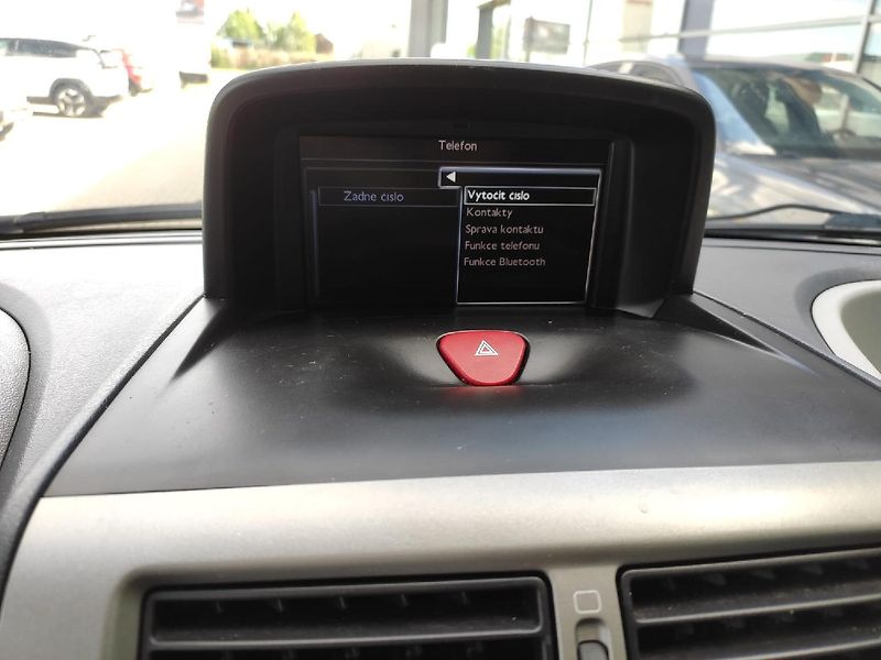 Peugeot Expert Tepee (2013) 2.0 HDI 180k AUT6 TZ - fotka 18 z 26