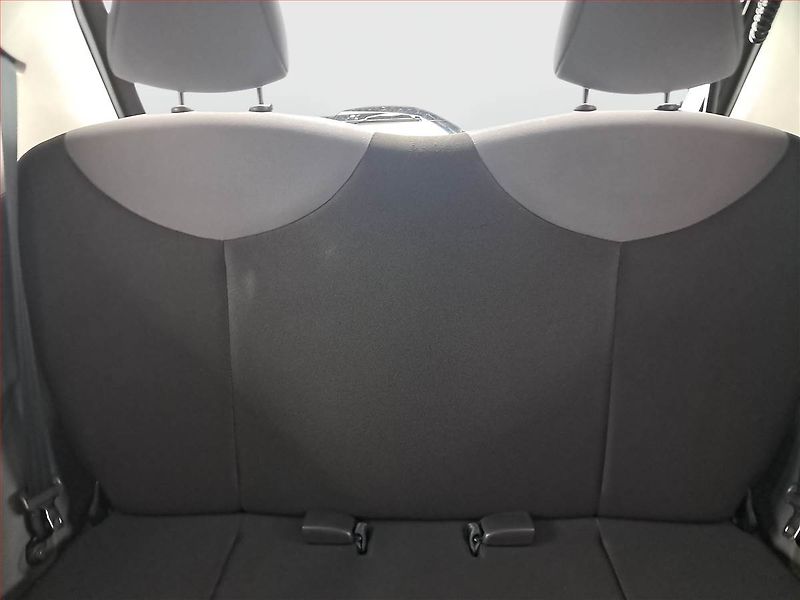 Citroën C1 (2011) 1.0, nová STK, jezdí výborně - fotka 10 z 14