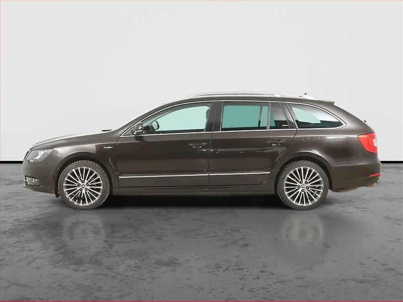 Škoda Superb (2014) Laurin&Klement 2.0 TDI, 4X4 - fotka 3 z 17