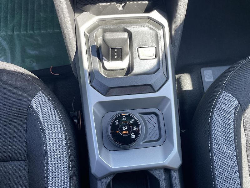Dacia Duster (2026) Journey hybrid-G 150 4x4 NOVÝ  - fotka 13 z 16