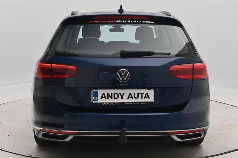 Volkswagen Passat 1,4 GTE TSI 160kW DSG Záruka a - fotka 6 z 33