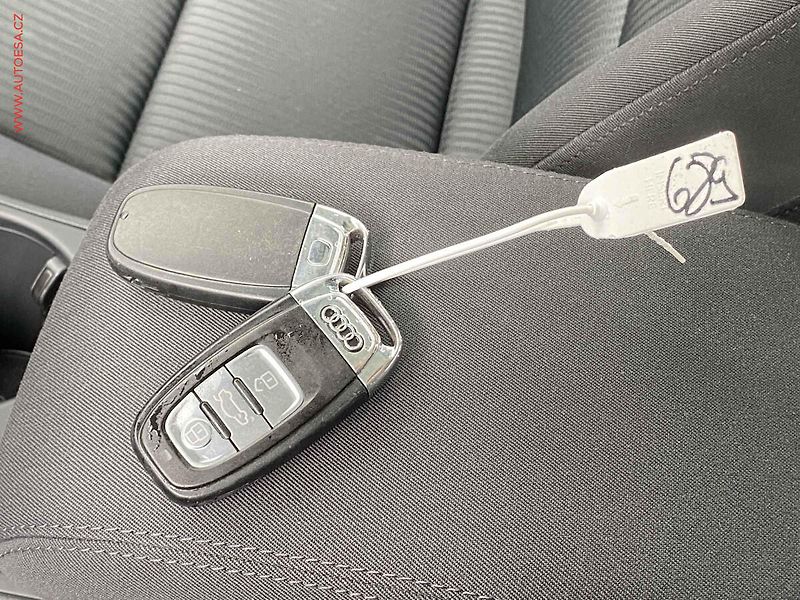 Audi A4 (2015) 2.0 TDi quattro, AT, bixen - fotka 20 z 21