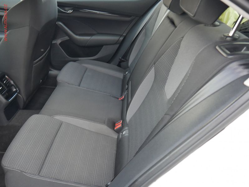 Škoda Octavia (2020) 2.0 TDI, ČR, Ambition - fotka 10 z 20