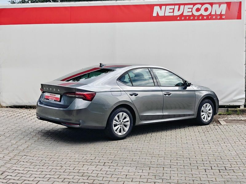 Škoda Octavia (2025) 1,5 TSI 110 kW Selection - fotka 2 z 40