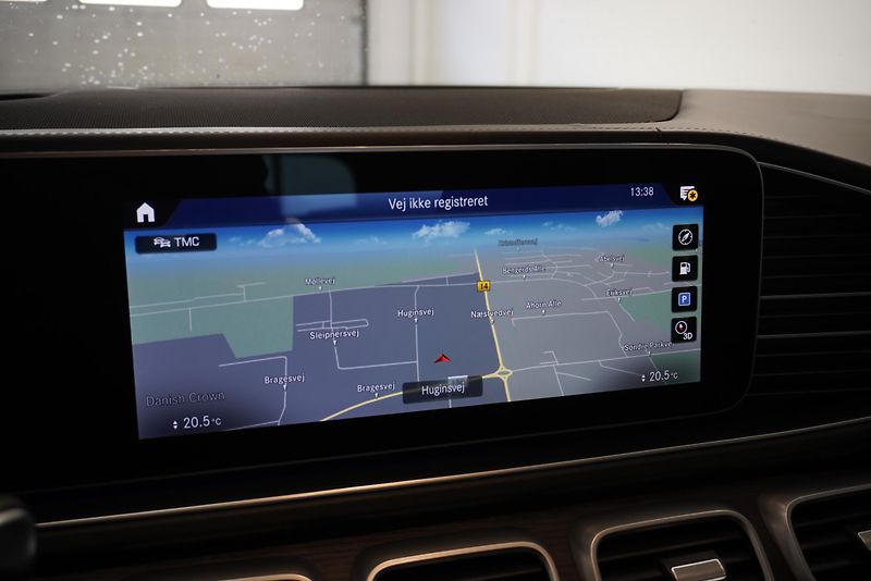 Mercedes-Benz GLS 63 AMG FULL OPTIONS - fotka 25 z 50