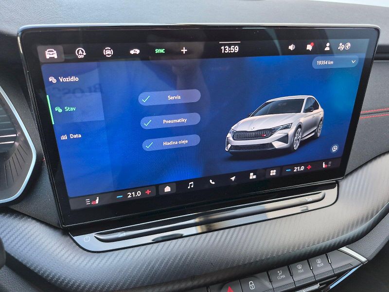 Škoda Octavia (2025) RS 2.0 TSI 195kW - fotka 27 z 33