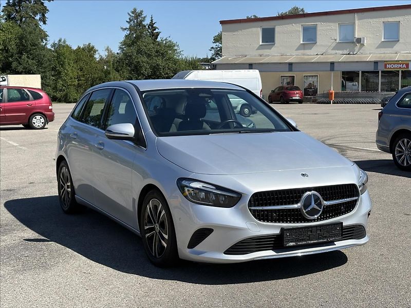 Mercedes-Benz Třídy B 2,0 200d 110kW Led,Kůže,Kamera - fotka 38 z 39