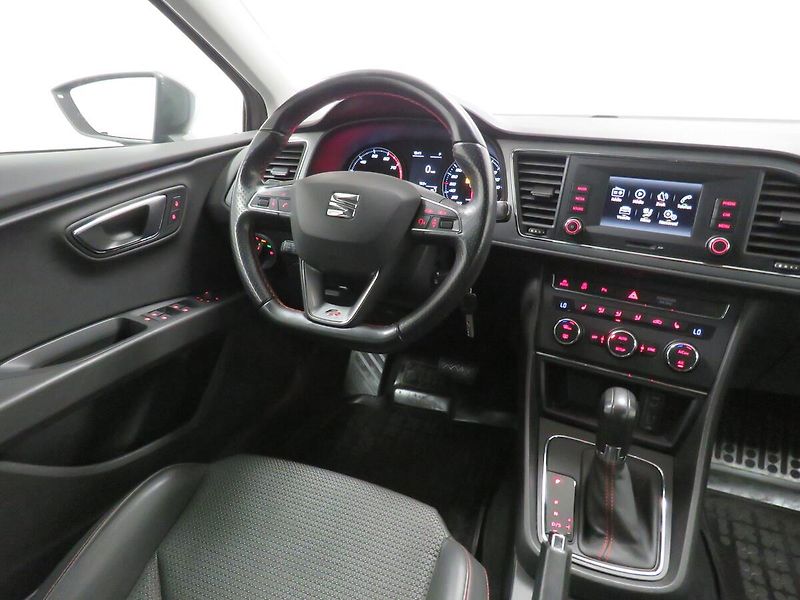 Seat Leon - fotka 15 z 24